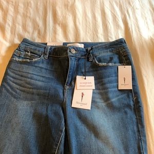 Skinny girl denim jeans. Size 29. Mid-rise. Slim. Straight leg.